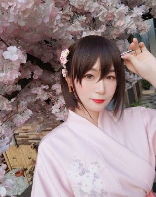 日本一区二区中文字幕在线观看_JVID性感写真
