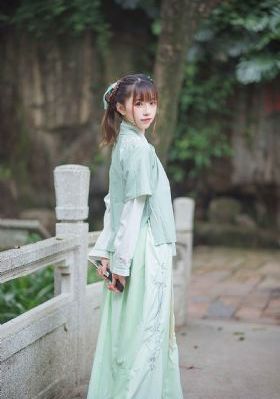 大乳警花自愿被调教_BD高清完整版