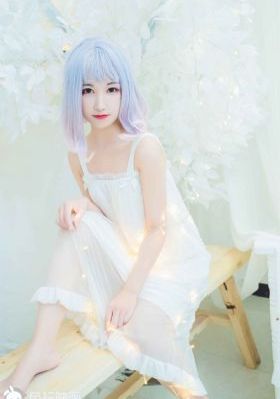 日韩免费舔美女丝袜脚福利视频_DVD神马影院手机在线