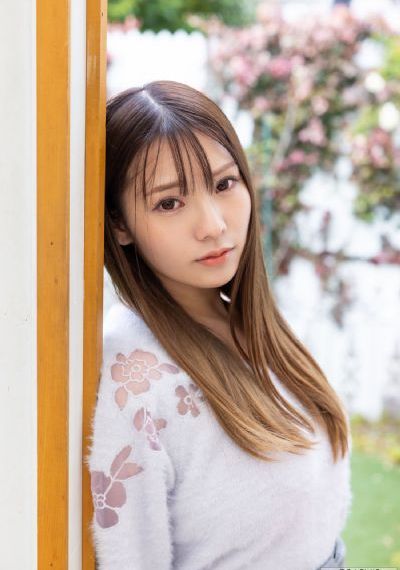 九月婷婷加勒比_十万网红美女美酱