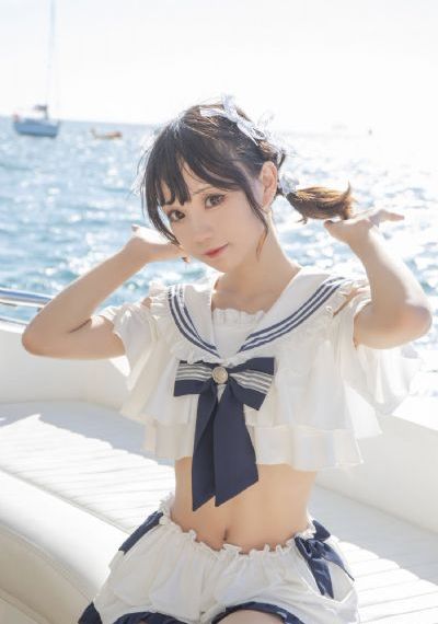 伸入乳罩揉她的乳尖_BD韩语免费观看超清