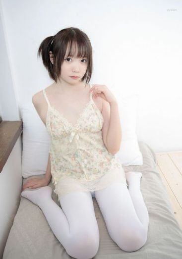 欧美精品品综合一区二区_BD迅雷电影在线