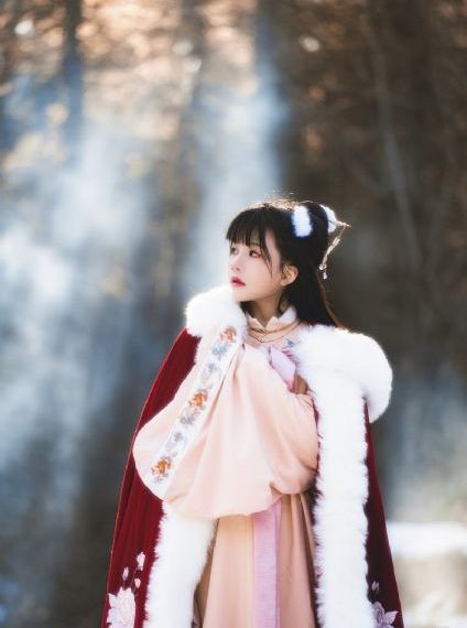 yin男乱女小雄小说全文下载_JVID性感写真