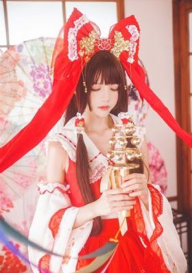 年轻漂亮的岳每4伦理2_4K在线播放